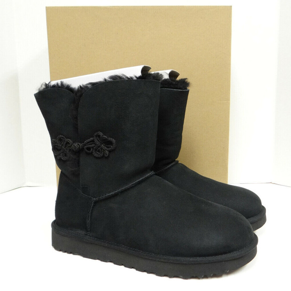 UGG MARIKO BAILEY BLACK CLASSIC SHORT BOOTS NEW! - Picture 1 of 7